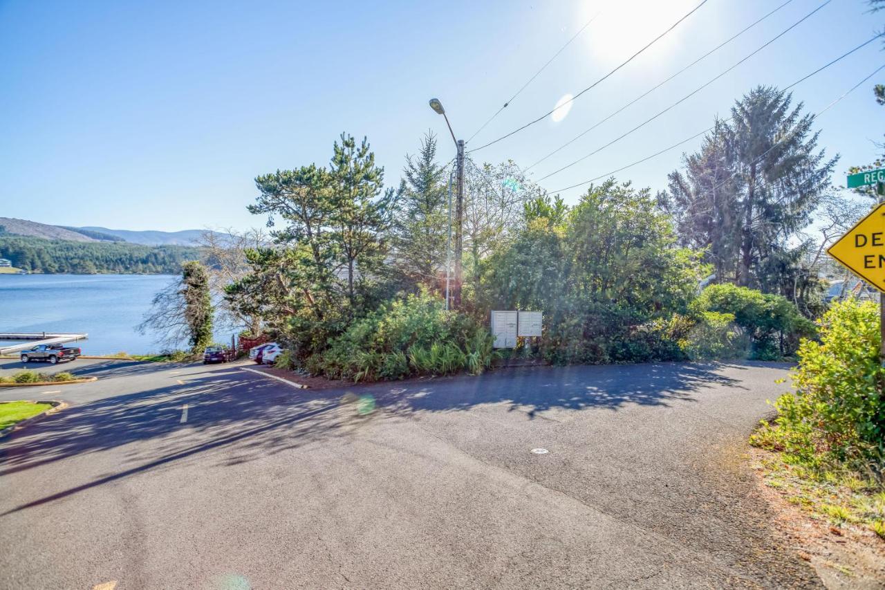 Regatta Park Lake House Lincoln City Eksteriør billede