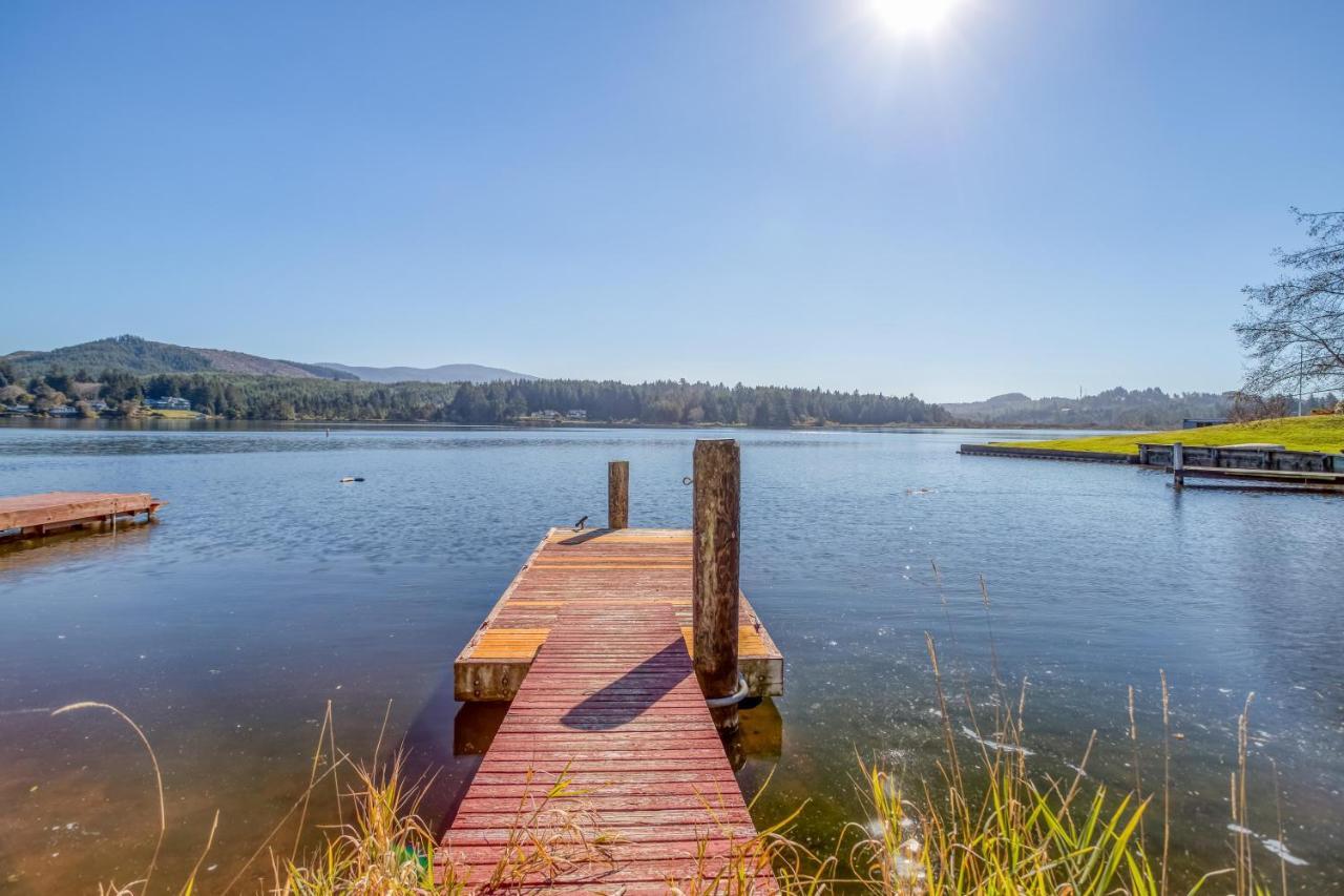 Regatta Park Lake House Lincoln City Eksteriør billede